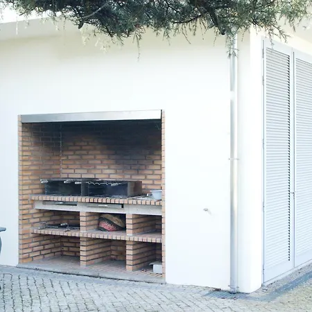 Stylish In With Year Round Private Pool Santo Tirso