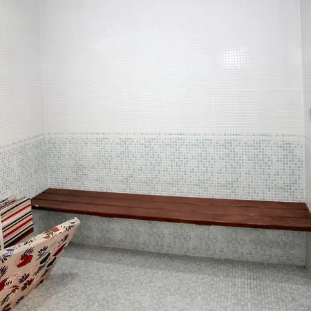 Villa Spacious In With Private Pool 850 M² And Jacuzzi *