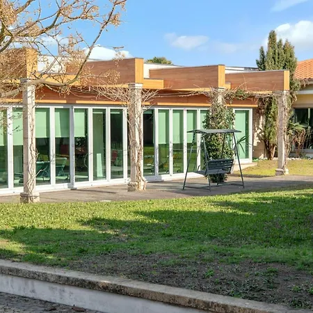 Spacious In With Private Pool 850 M² And Jacuzzi Villa Santo Tirso