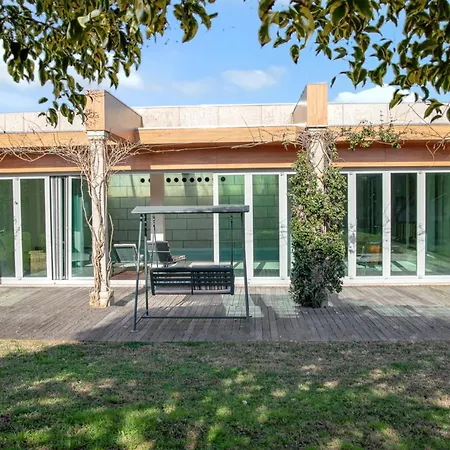 Spacious In With Private Pool 850 M² And Jacuzzi * Santo Tirso