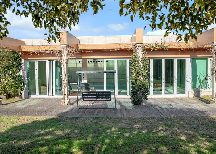 Spacious In With Private Pool 850 M² And Jacuzzi Villa