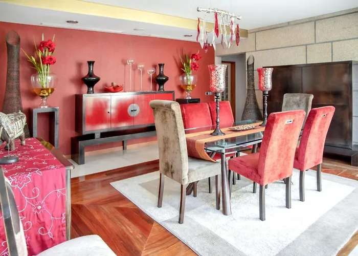 Spacious In With Private Pool 850 M² And Jacuzzi * Santo Tirso