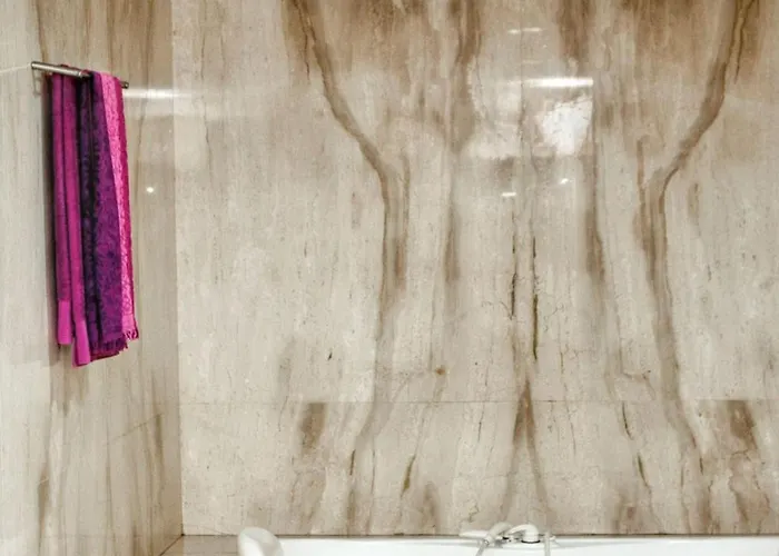 Spacious In With Private Pool 850 M² And Jacuzzi Villa Santo Tirso