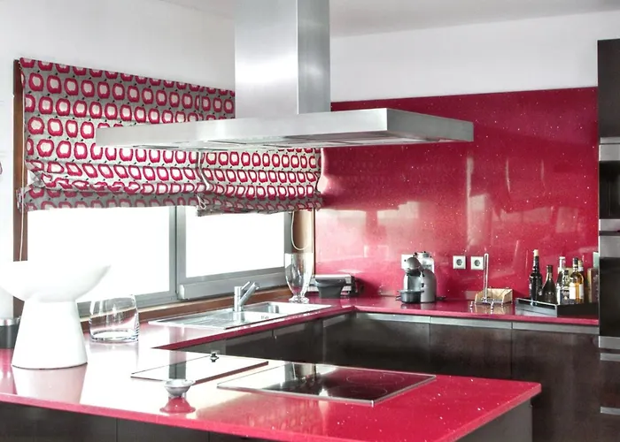 Spacious In With Private Pool 850 M² And Jacuzzi Villa Santo Tirso