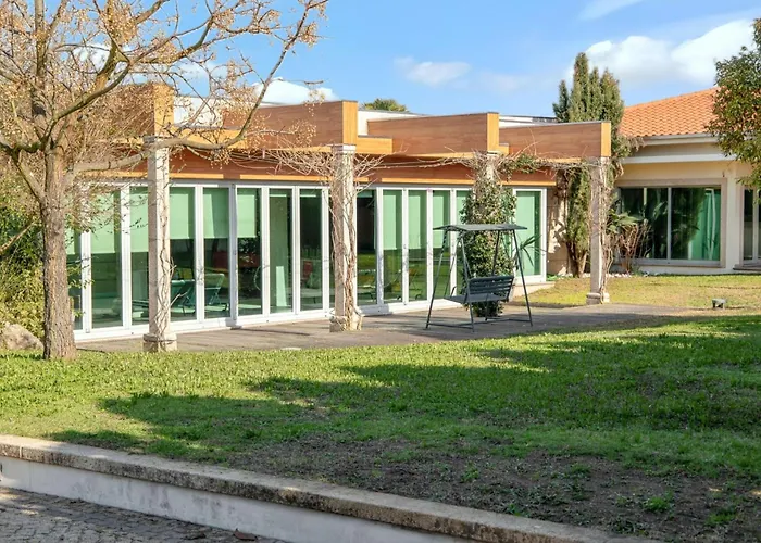 Spacious In With Private Pool 850 M² And Jacuzzi Villa Santo Tirso